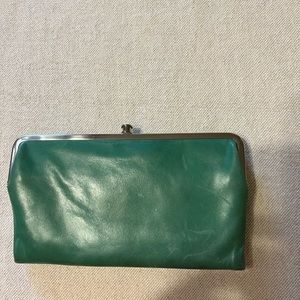 Hobo Lauren Wallet EUC in Green